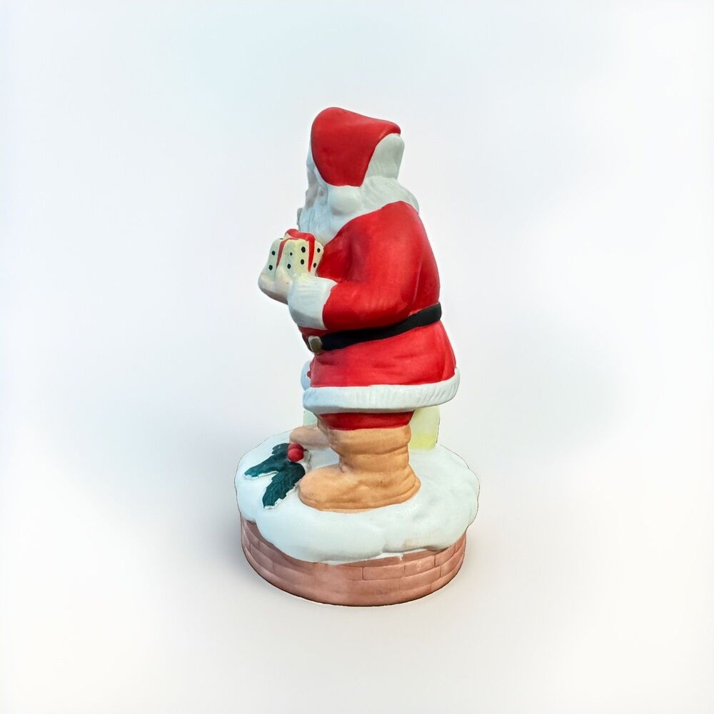 Vintage Musical Porcelain Santa Claus made by Mann 1982 Here Comes Santa Claus - Picture 5 of 11
